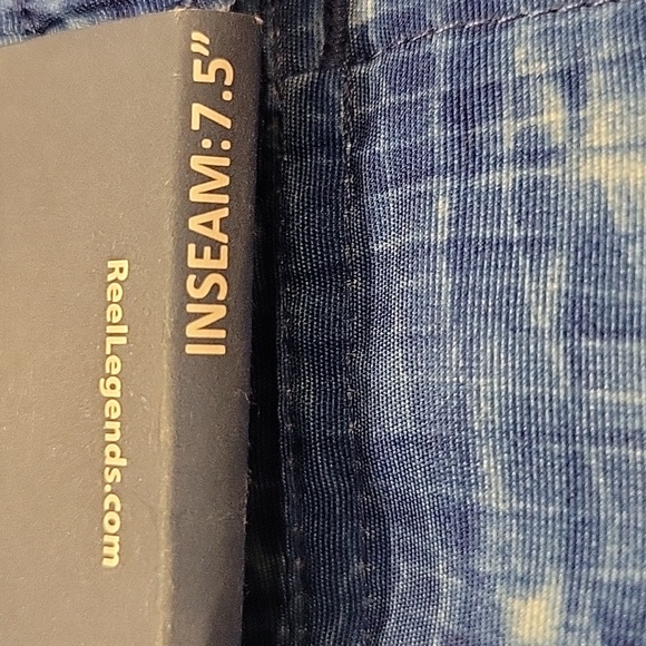 Reel Legends Blue Grid Cargo Fishing Shorts - Picture 7 of 8